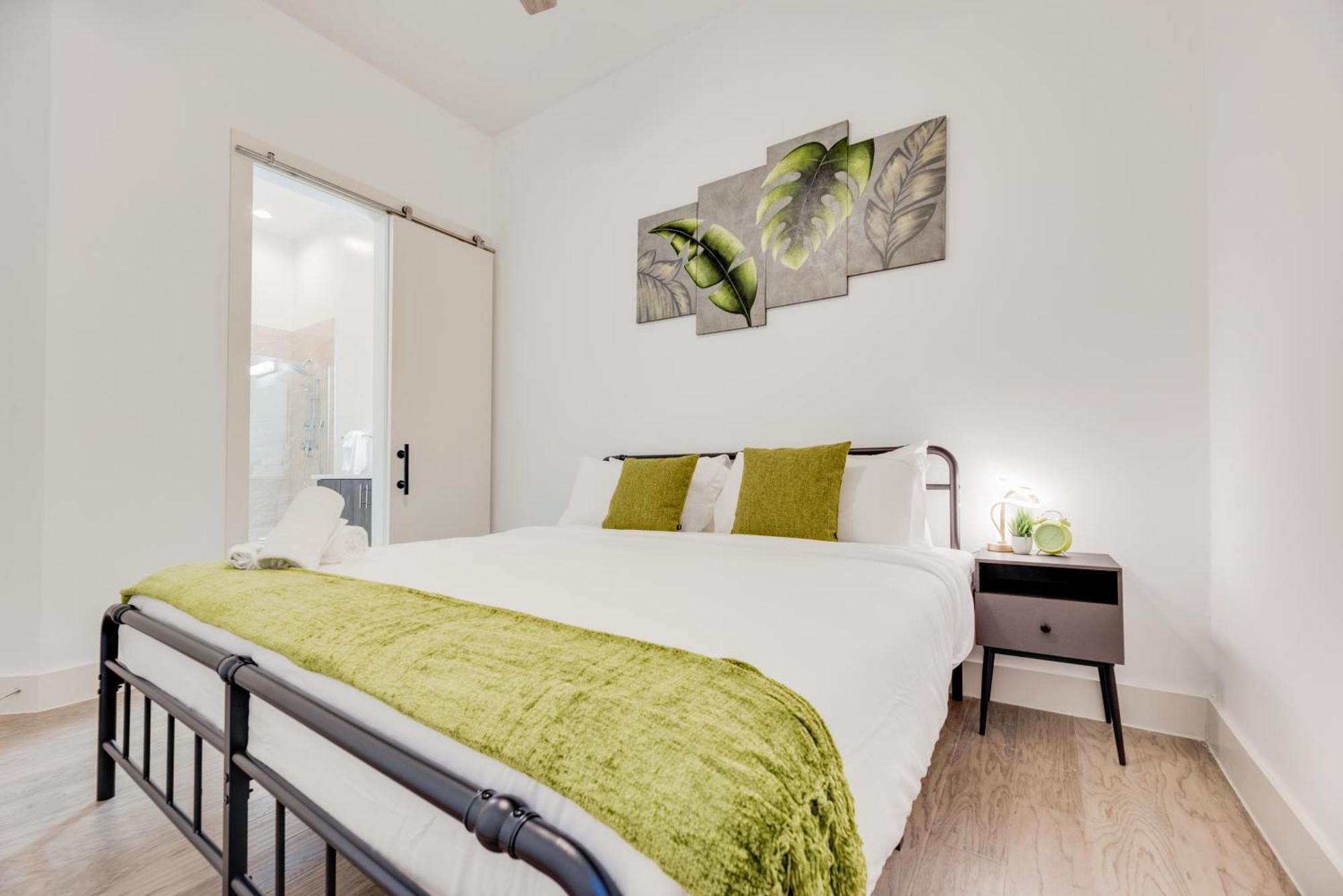דאלאס Snazzy Loft Style 2Br I Gym I Parking I Workspace מראה חיצוני תמונה