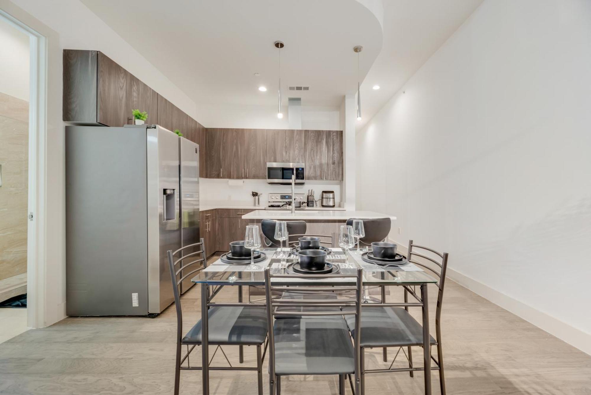 דאלאס Snazzy Loft Style 2Br I Gym I Parking I Workspace מראה חיצוני תמונה